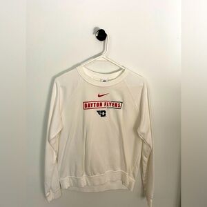 NIKE University of Dayton Sweatshirt women’s medium